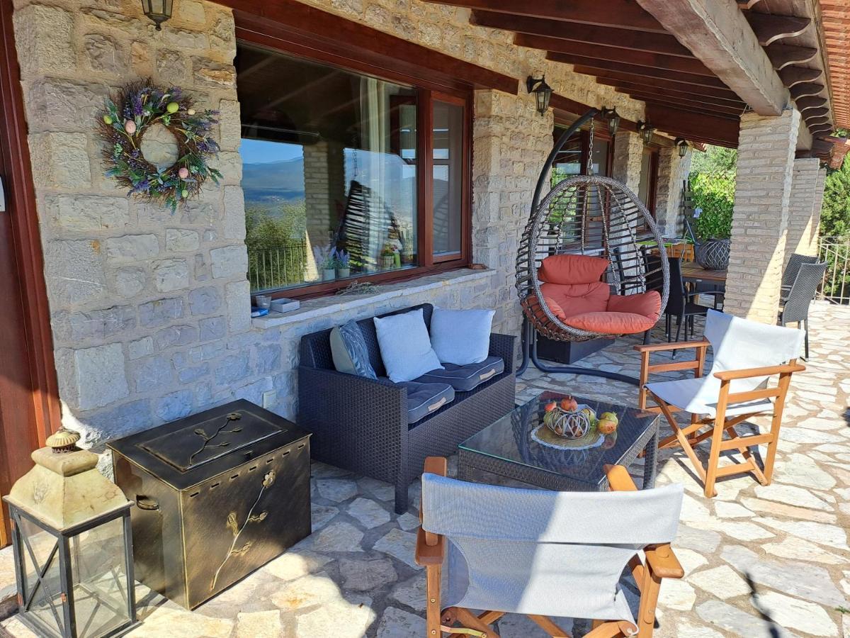 Petra Thea Villa Karítaina Exterior foto